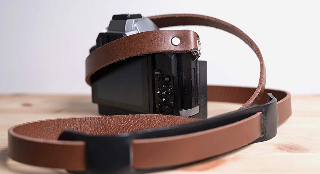A-Typical Premium Leather Camera Strap by MakeMoves Photography Review A-Typical Premium Leather Camera Strap by MakeMoves Photography Review