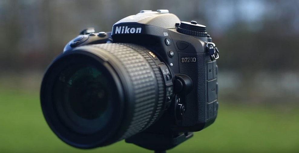 Nikon D7200 DX-format DSLR w/18-140mm VR Lens Review Nikon D7200 DX-format DSLR w/18-140mm VR Lens Review