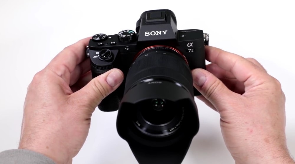 Sony a7 Full-Frame Mirrorless Digital Camera with 28-70mm Lens Review Sony a7 Full-Frame Mirrorless Digital Camera with 28-70mm Lens Review