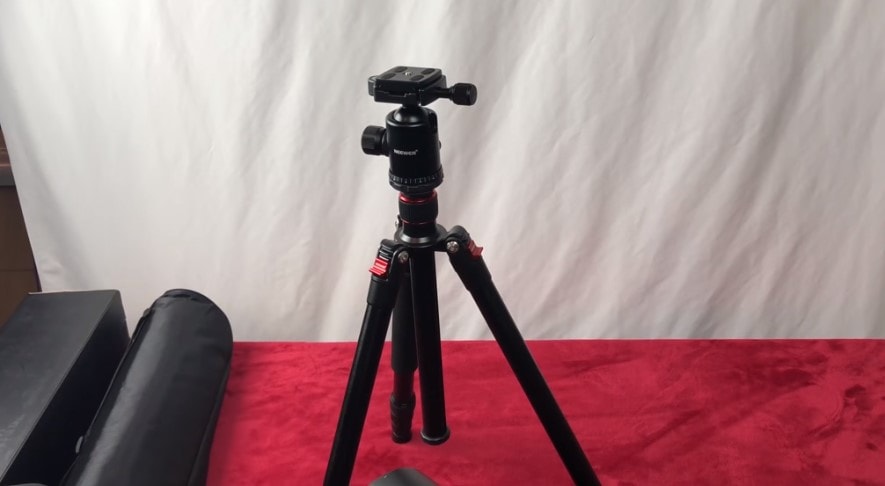 Neewer 64"/163cm Tripod Monopod with 360 Degree Ball Head,Fluid Video Head,1/4" Quick Release Plate,and Bubble Level Including Carrying Bag for DSLR Camera,Video Camcorder up to 22lbs/10kg Review Neewer 64"/163cm Tripod Monopod with 360 Degree Ball Head,Fluid Video Head,1/4" Quick Release Plate,and Bubble Level Including Carrying Bag for DSLR Camera,Video Camcorder up to 22lbs/10kg Review