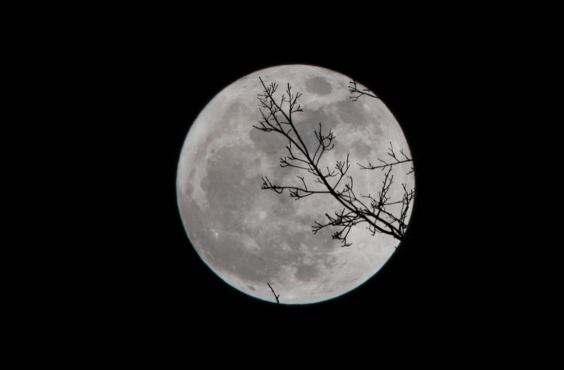 Moon photography camera Settings black Moon photography camera Settings black